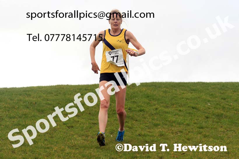 Womens 35+ and Mens 65+ 2023 NEMAA Cross Country, Croft Circuit, North Yorkshire. Photo: David T. Hewitson/Sports for All Pics